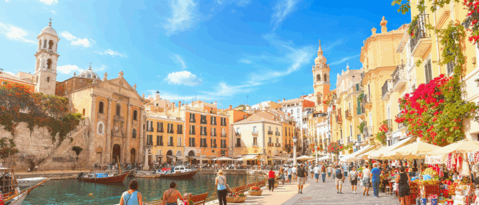 découvrez les incontournables de bari lors de votre voyage en italie ! de la charmante vieille ville aux plages ensoleillées, explorez les sites historiques, les délicieux restaurants et l'authentique culture locale. préparez-vous à vivre une expérience inoubliable dans cette pépite des pouilles.